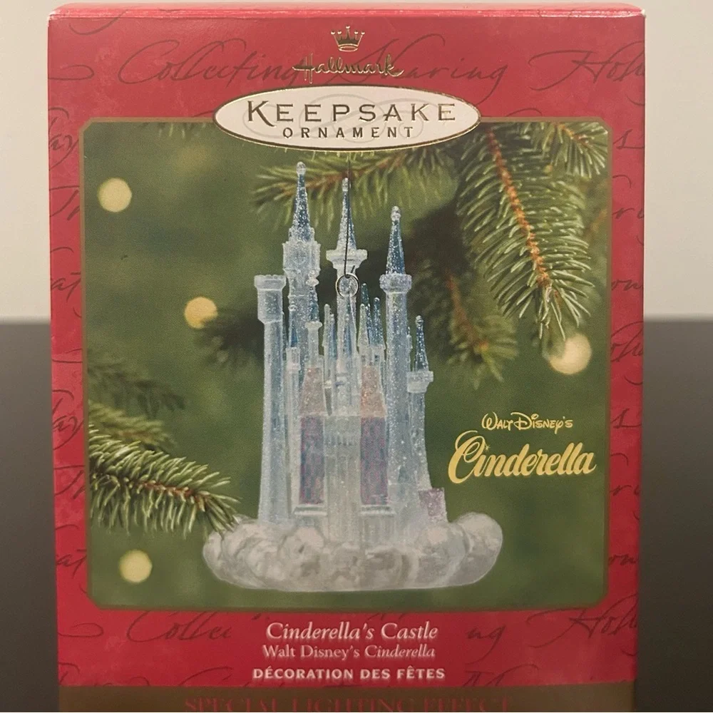 Hallmark Ornament: 2001 Disney Cinderella's Castle | QXD4172
